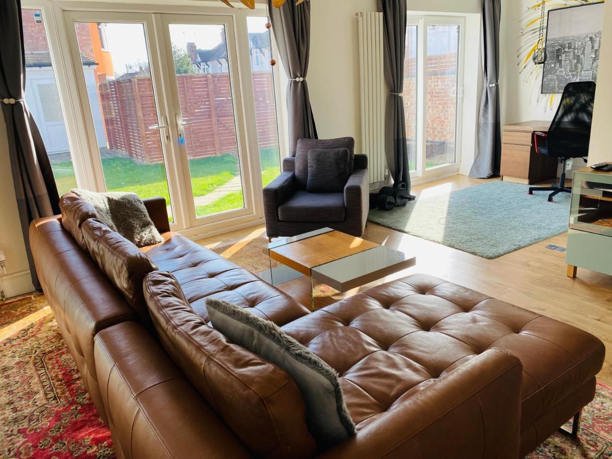 Mayors House Ideal For Groups & Business Villa Peterborough Dış mekan fotoğraf